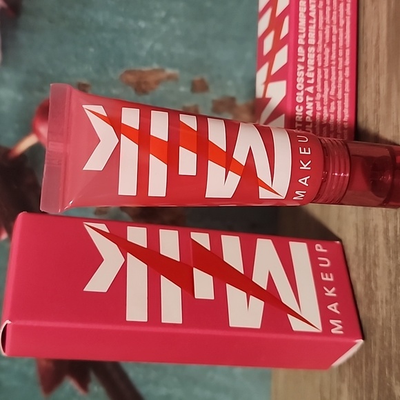 2/$22Milk Makeup Electric Glossy Lip Plumpers Shade "CHARGED" Bright Pink NIB! - Picture 3 of 3